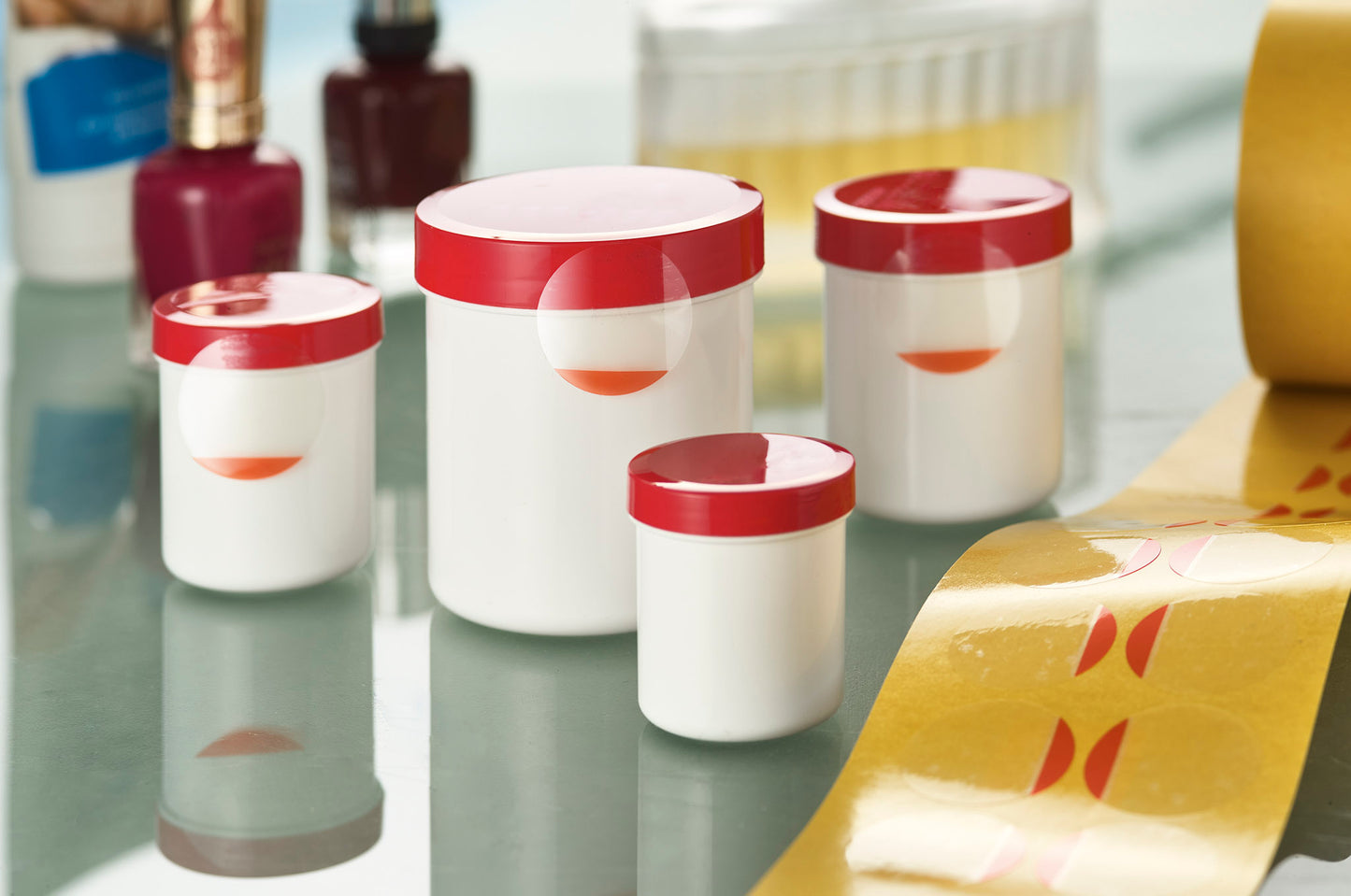 VELOCOLL® closure label with adhesive-free zone, strong adhesive, one-sided adhesive, diameter 25 mm, 1000 roll, transparent