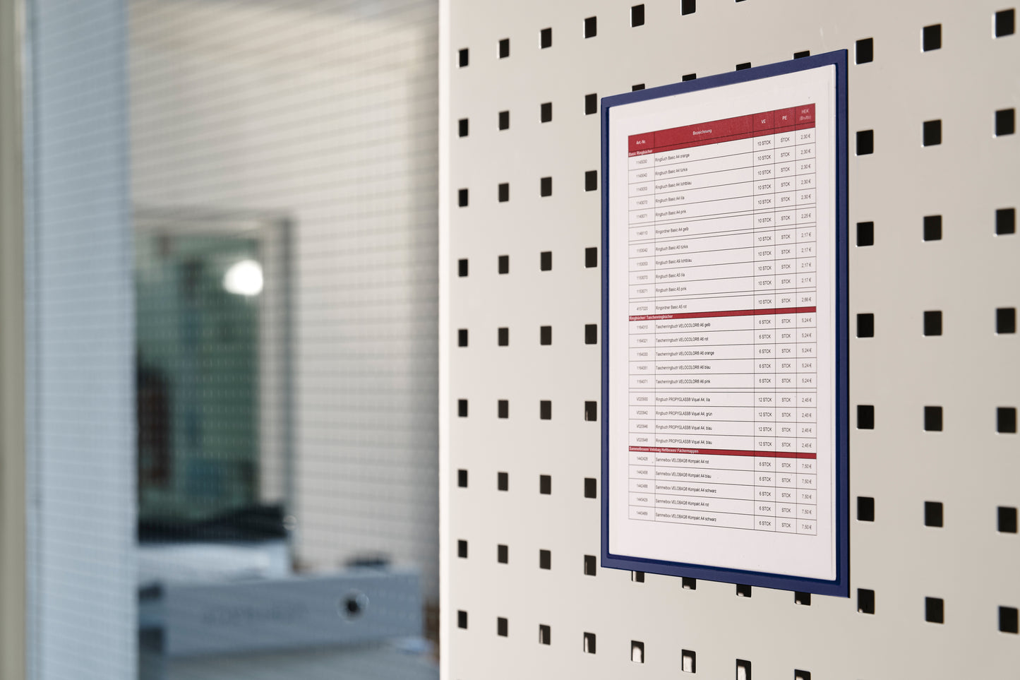 Magnetic frame, DIN A4, hard foil